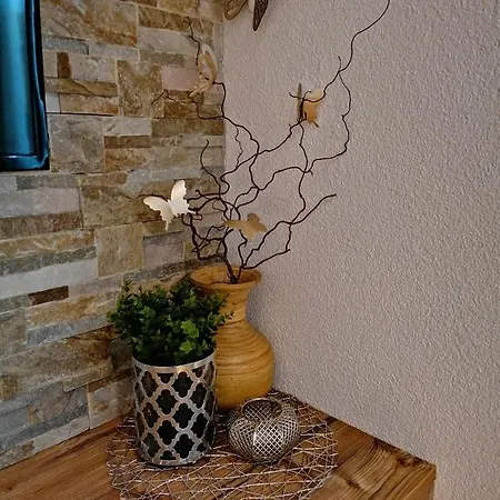 Julia Apartment *